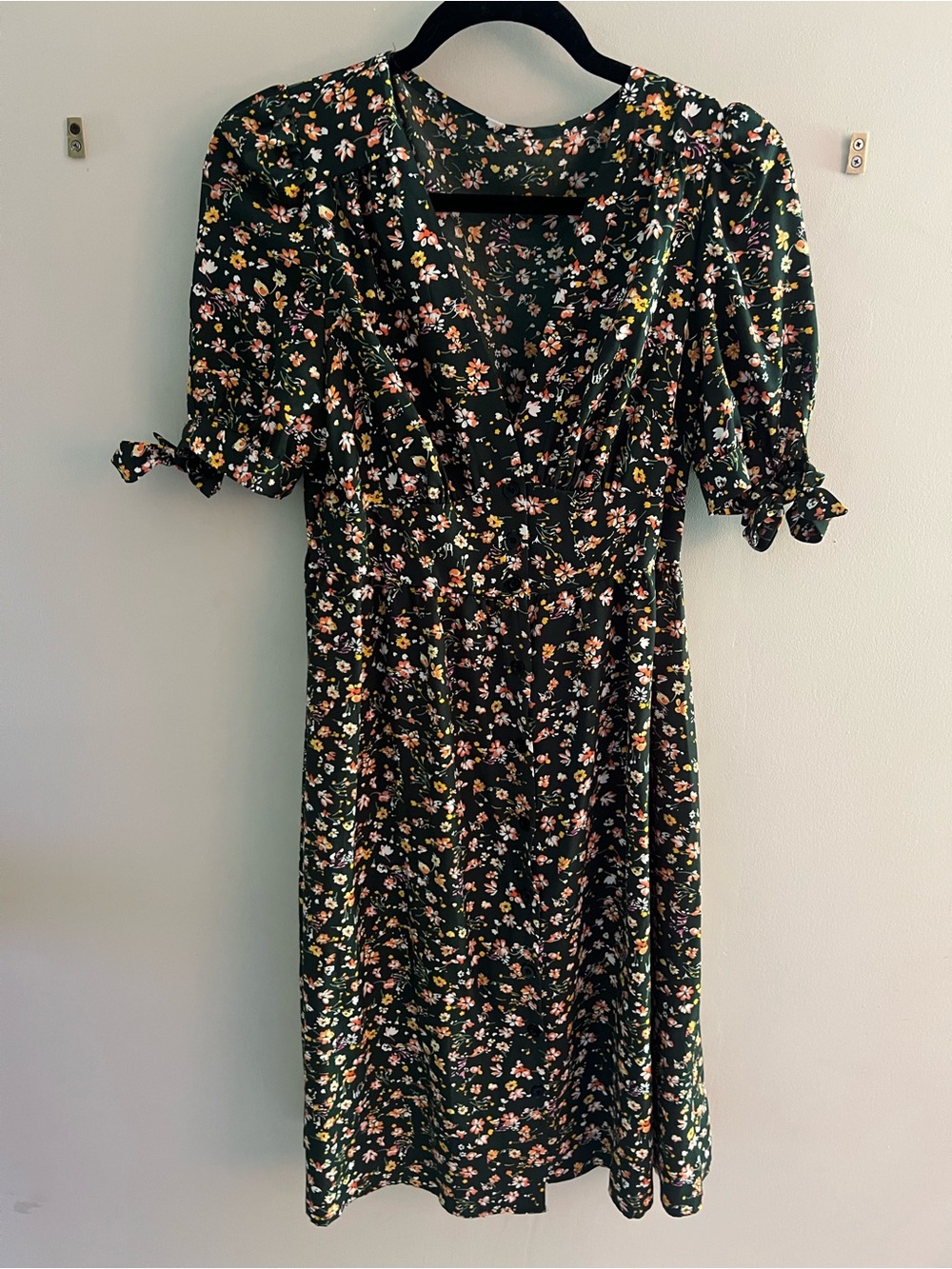 SHEIN Dark Green Floral V-Neck Midi Dress